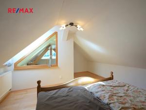 Prodej rodinného domu, Lomnice, 298 m2