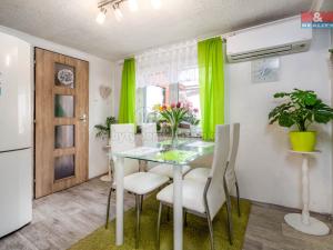 Prodej rodinného domu, Neratovice - Mlékojedy, Hlavní, 174 m2