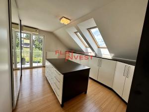 Pronájem rodinného domu, Průhonice, Bohumila Kavky, 300 m2