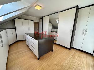 Pronájem rodinného domu, Průhonice, Bohumila Kavky, 300 m2