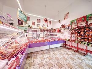 Pronájem obchodního prostoru, Jindřichův Hradec, Sládkova, 60 m2
