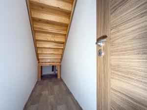Pronájem bytu 2+kk, Chomutov, Lipská, 70 m2