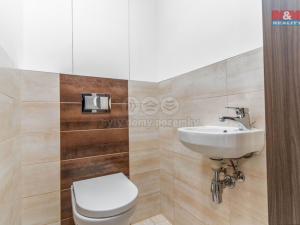 Pronájem bytu 4+kk, Praha, Jindřicha Bubeníčka, 69 m2