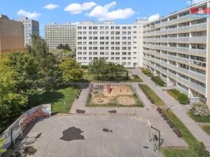 Prodej bytu 3+1, Praha - Řepy, Španielova, 74 m2