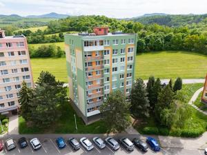 Pronájem bytu 2+kk, Bílina, Čapkova, 43 m2