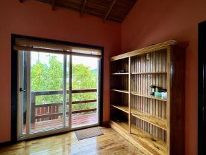 Prodej rodinného domu, Coxen Hole, Roatán, Honduras, 139 m2
