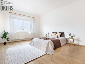 Prodej ubytování, Praha - Miškovice, Všetatská, 172 m2