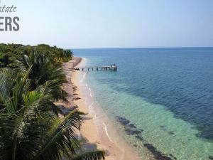 Prodej pozemku, Coxen Hole, Roatán, Honduras, 683 m2