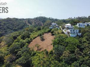 Prodej pozemku, French Harbour, Roatán, Honduras, 2428 m2