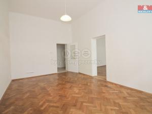 Pronájem bytu 3+1, Praha - Žižkov, Chelčického, 89 m2