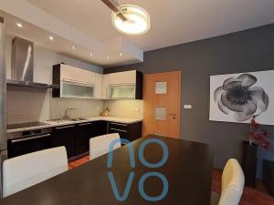 Pronájem bytu 2+kk, Praha - Smíchov, Na Císařce, 62 m2