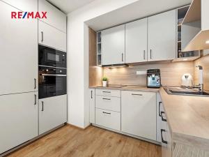 Pronájem bytu 2+kk, Praha - Libeň, Vojenova, 58 m2