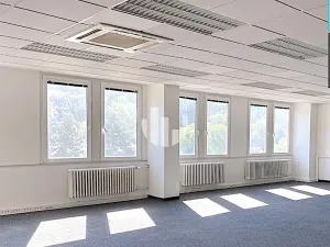 Pronájem kanceláře, Praha - Hodkovičky, Modřanská, 640 m2