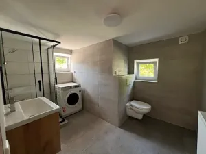 Pronájem bytu 1+1, Káraný, 42 m2