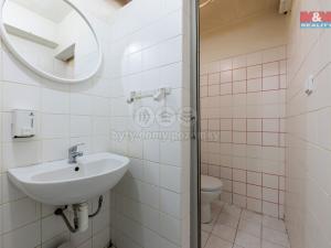 Prodej obchodního prostoru, Karlovy Vary, Moskevská, 85 m2