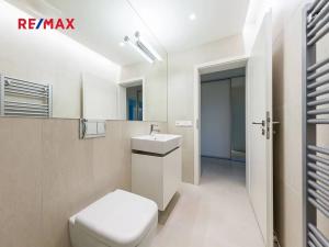 Prodej bytu 2+kk, Praha - Vršovice, Archangelská, 63 m2
