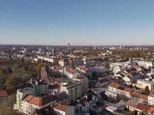 Prodej obchodního prostoru, Pardubice, Štrossova, 132 m2