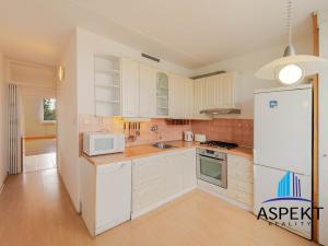 Pronájem bytu 2+1, Praha - Kamýk, Zdislavická, 54 m2