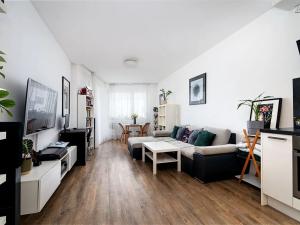 Prodej bytu 2+kk, Praha - Střížkov, Makedonská, 56 m2
