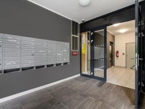 Prodej bytu 2+kk, Praha - Střížkov, Makedonská, 56 m2