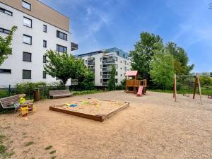 Prodej bytu 2+kk, Praha - Střížkov, Makedonská, 56 m2
