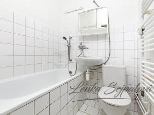 Prodej bytu 1+1, Chvaletice, Obránců míru, 32 m2