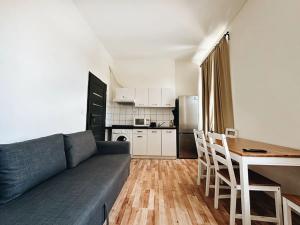 Pronájem bytu 2+kk, Praha - Libeň, Pod plynojemem, 40 m2