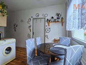 Prodej bytu 2+1, Chomutov, Písečná, 61 m2