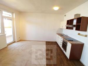 Prodej bytu 1+kk, Praha - Vysočany, Poděbradská, 44 m2