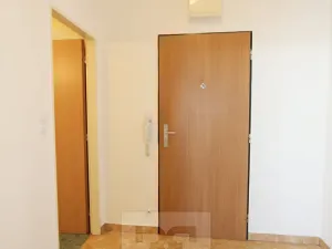Prodej bytu 1+kk, Praha - Vysočany, Poděbradská, 44 m2