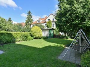 Pronájem vily, Praha - Dejvice, Soborská, 340 m2