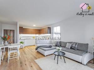 Prodej rodinného domu, Postřižín, Kozomínská, 80 m2