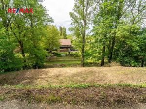 Prodej pozemku pro bydlení, Mezouň, 1057 m2