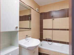 Pronájem bytu 2+1, Praha - Vokovice, Tobrucká, 53 m2