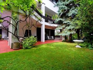 Pronájem bytu 1+1, Praha - Hlubočepy, Pod Ateliéry, 50 m2