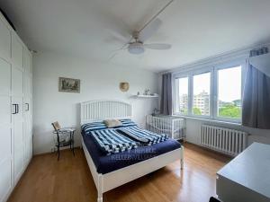 Pronájem bytu 2+kk, Praha - Liboc, Ruzyňská, 35 m2