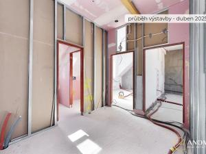 Pronájem ordinace, Praha - Vinoř, Mladoboleslavská, 97 m2