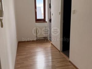 Pronájem bytu 2+1, Ostrava - Mariánské Hory, Čelakovského, 64 m2