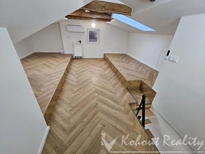 Prodej bytu 4+kk, Praha - Kobylisy, Ořechová, 111 m2