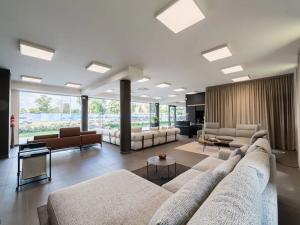 Pronájem obchodního prostoru, Praha - Holešovice, Argentinská, 151 m2