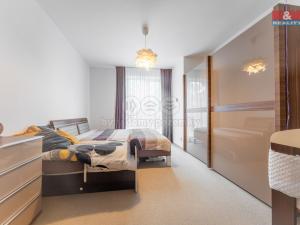 Prodej bytu 2+kk, Praha - Řeporyje, Wiesenthalova, 63 m2