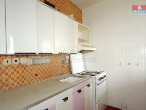 Prodej bytu 3+1, Praha - Prosek, Lovosická, 79 m2
