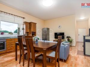 Prodej bytu 3+kk, Milovice, Družstevní, 62 m2