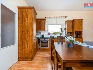 Prodej bytu 3+kk, Milovice, Družstevní, 62 m2