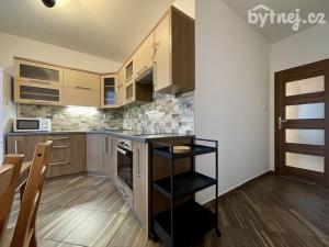 Pronájem bytu 3+1, Hlubočky, Na Orátě, 75 m2