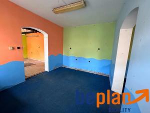 Prodej skladu, Karlovy Vary, Závodu míru, 59 m2