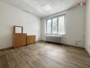 Pronájem bytu 2+1, Zlín, Štefánikova, 35 m2