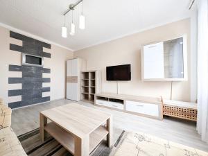Prodej bytu 2+1, Moravský Krumlov, Sídliště, 51 m2