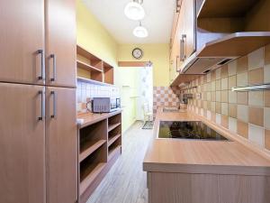 Prodej bytu 2+1, Moravský Krumlov, Sídliště, 51 m2