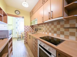 Prodej bytu 2+1, Moravský Krumlov, Sídliště, 51 m2